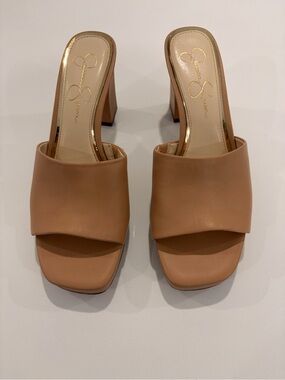 Jessica Simpson Nude/Tan Square Toe Block Heel Mules
